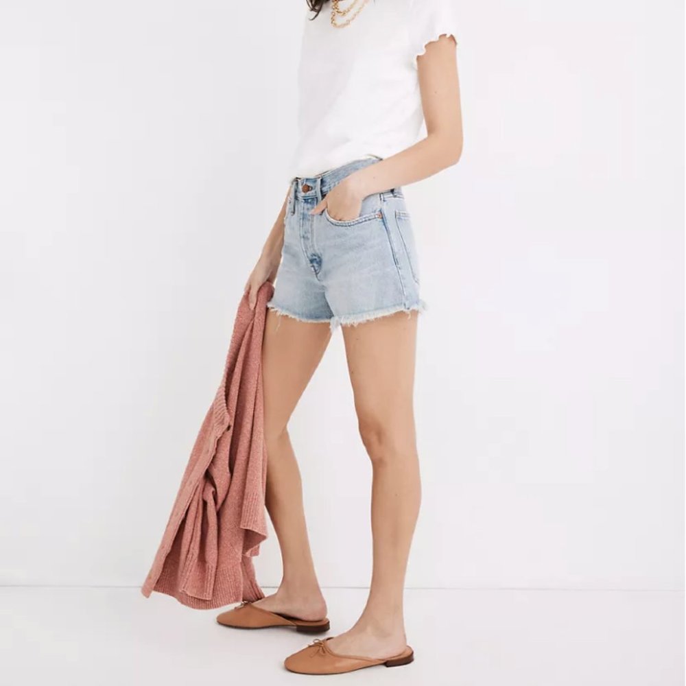 Madewell Relaxed Denim Shorts in Cedarcroft Wash - NWT